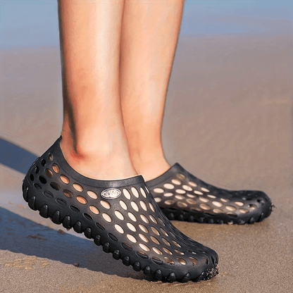 Breathable Unisex Garden Sandals - Non-Slip Summer Slides with Round Toe Design, Perfect for Outdoor Couples Wear