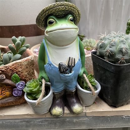 Whimsical Resin Frog Figurine in Blue Overalls with Straw Hat - Contemporary Garden Decor for Independence Day, Desktop-Style Animal Sculpture, No Power Needed, Frog Garden Decor