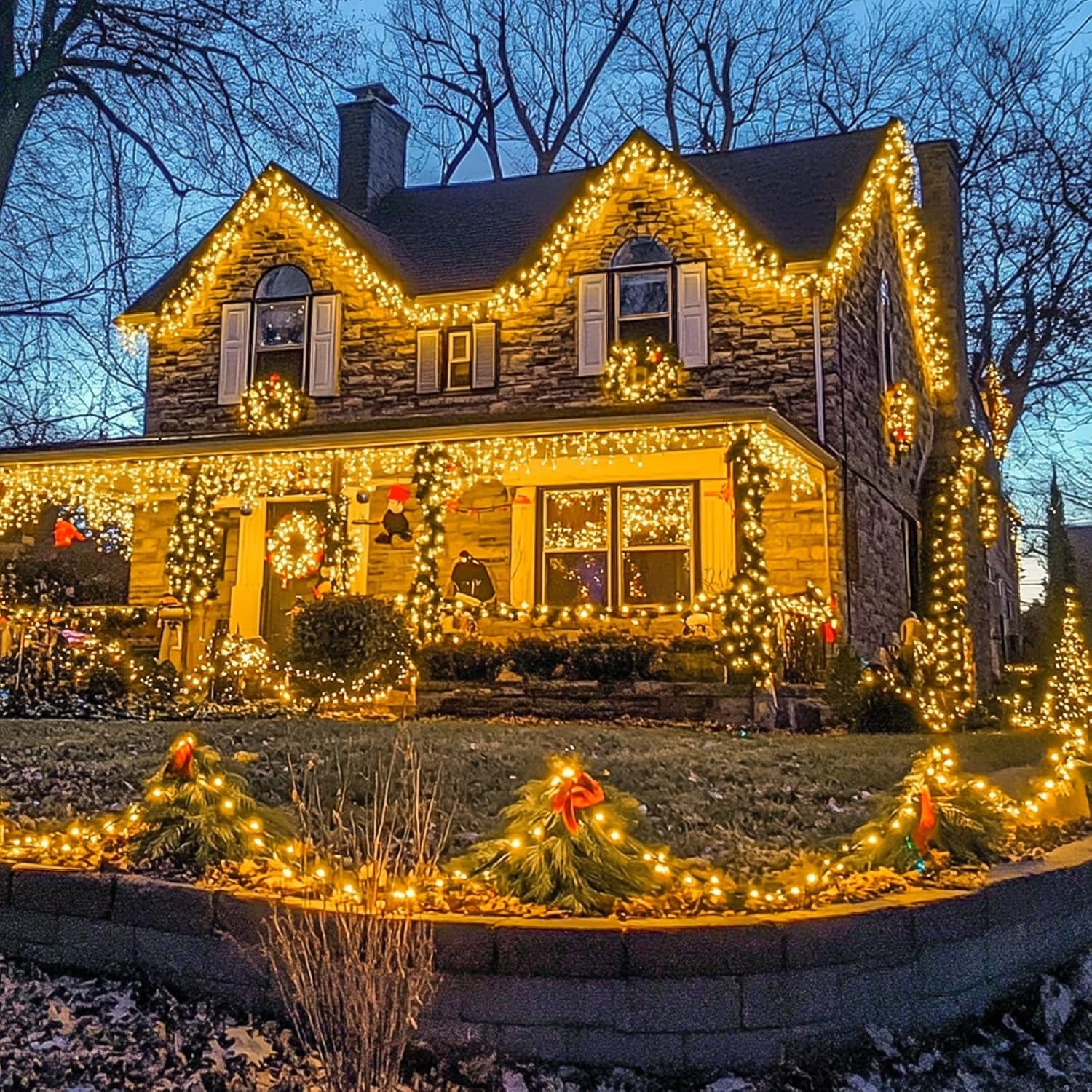 168FT 600 LED Christmas Lights Outdoor Waterproof 8 Modes Indoor String Lights for outside Warm White Christmas Tree Lights Plug in for Bedroom Wedding Party Holiday Classroom Decorations