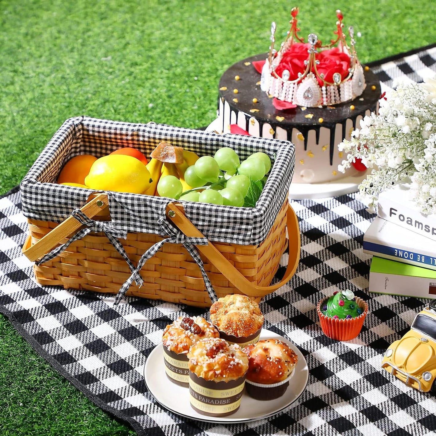 Wicker Picnic Basket Natural Hand Woven Basket with Double Folding Handles, Willow Hamper Baskets with Blanket for Outdoor Picnic Summer Spring Camp Family(Black and White Grid)