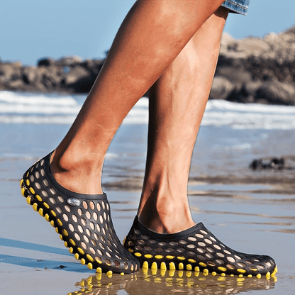 Breathable Unisex Garden Sandals - Non-Slip Summer Slides with Round Toe Design, Perfect for Outdoor Couples Wear