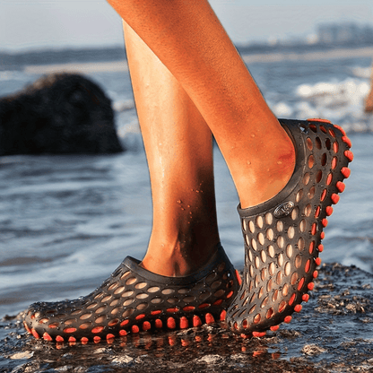 Breathable Unisex Garden Sandals - Non-Slip Summer Slides with Round Toe Design, Perfect for Outdoor Couples Wear