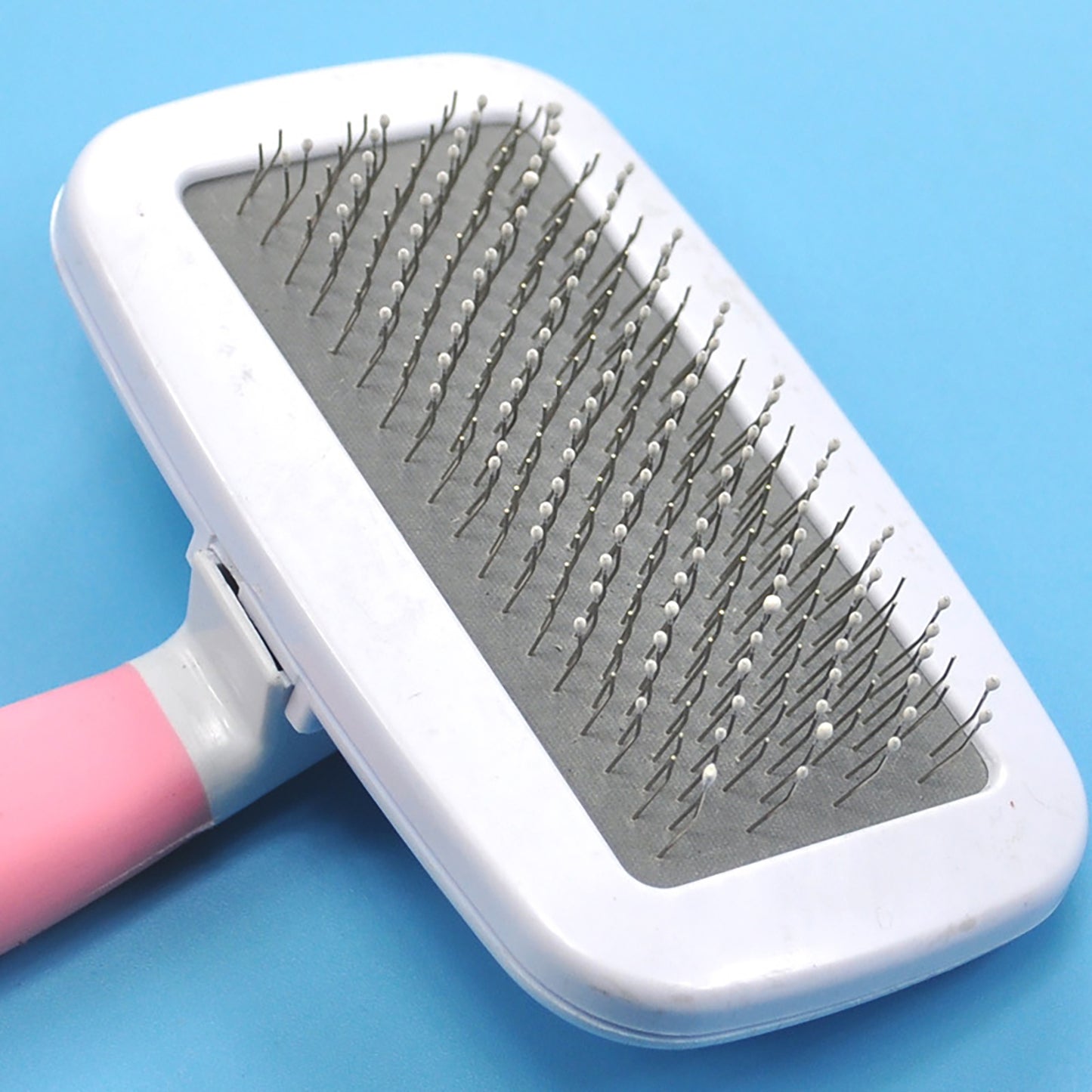 Keep Your Dog's Coat Clean & Tangle-Free with Our Pet Cleaning & Hair Removal Combs